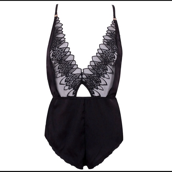 *NWT* Bluebella Alina Teddy Black ⚫️ US: XS/S - Picture 4 of 8